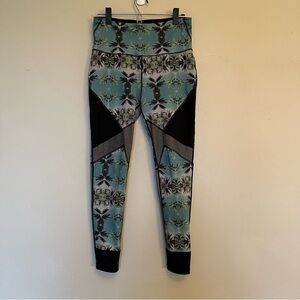 Sweaty Betty Palm Tree Print Reversible Leggings